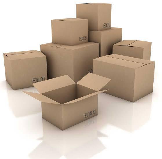 Corrugated boxes in different sizes
